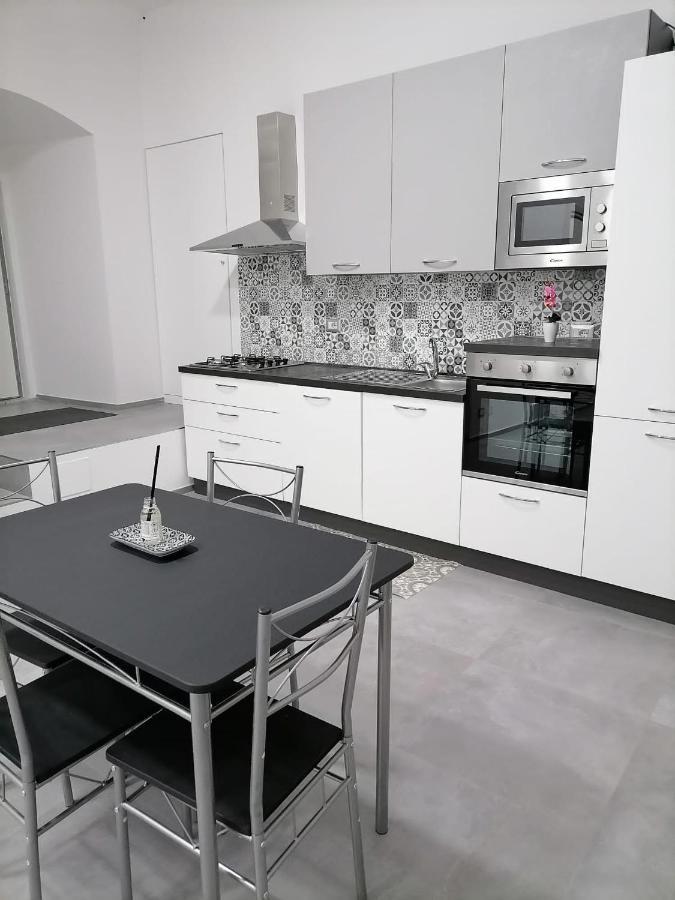 Darsena Apartments1 Мольфетта Екстер'єр фото
