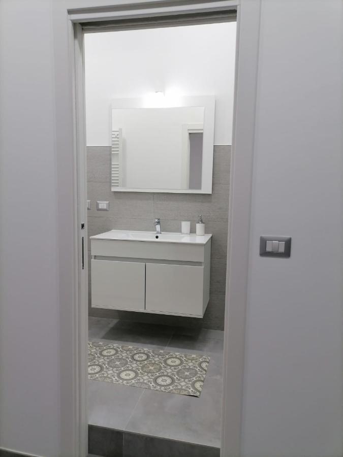 Darsena Apartments1 Мольфетта Екстер'єр фото